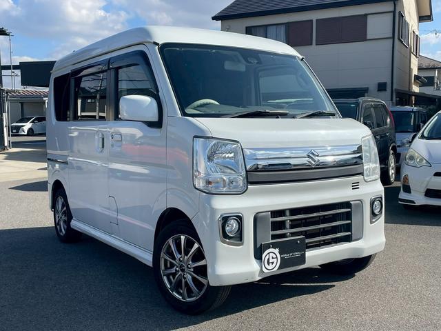 ☆ボディガラスコーテイング☆時間をかけて丁寧にポリッシャーで磨き上げた後、専用のガラス系被膜剤でコーティングし、お車本来の輝きを取り戻し、ボデイ全体をピカピカに仕上げます！大好評でオススメです♪