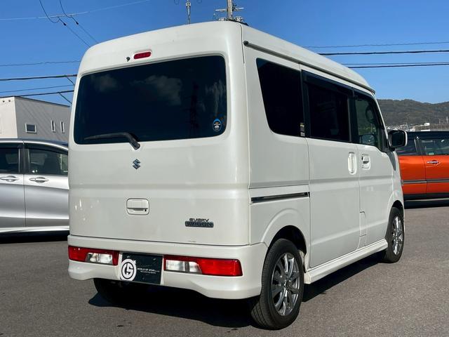 ☆展示前点検☆全車展示前に必ず事前点検を実施しています。保安基準に基づく点検と装備品の動作確認、走行テストも実施しています！どんなに希少なお車でもこの基準をクリアできないお車は展示しません。