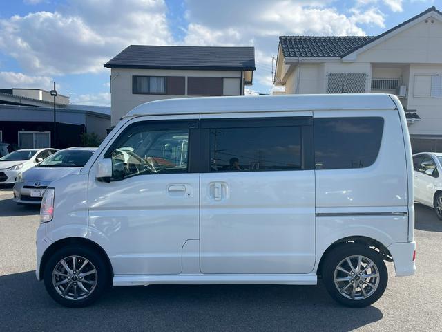 ☆ＬＥＤヘッドライト☆晴れの日も雨の日も明るく運転がしやすくなっております！夜間の運転が苦手な方でも安心♪