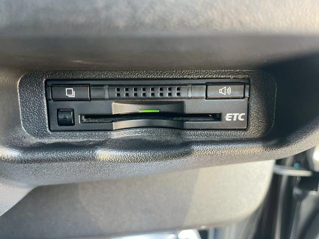 ハイエースバン ロングスーパーGL LEDヘッドライト・助手席エアバック・バックカメラ・ナビ・Bluetooth・スマートキー・プッシュスタート・オートヘッドライト・ETC・DVD・CD・両側スライドドア(22枚目)