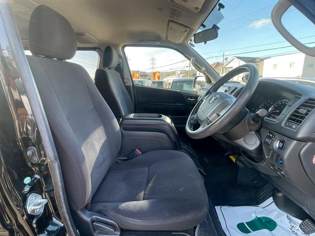 ハイエースバン ロングスーパーGL LEDヘッドライト・助手席エアバック・バックカメラ・ナビ・Bluetooth・スマートキー・プッシュスタート・オートヘッドライト・ETC・DVD・CD・両側スライドドア(43枚目)