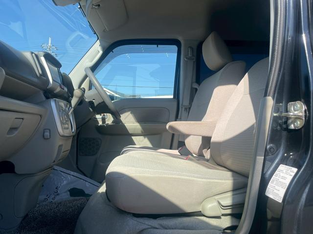 エブリイワゴン ナビ・衝突軽減ブレーキ・両側パワースライドドア・フォグライト・ETC・オートステップ・リアヒーター・Bluetooth・DVD・CD・フルセグ・オートエアコン・スズキセーフティサポート・オートライト(60枚目)