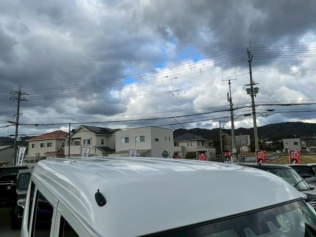 エブリイ ＰＣ　ナビ・衝突軽減ブレーキ・Ｂｌｕｅｔｏｏｔｈ・クリアランスソナーＣＤ・スズキセーフティサポート・オートライト・横滑り防止・両側スライドドア・フルセグＴＶ・ＦＭ・オートライト・ヘッドライトレベライザー（23枚目）