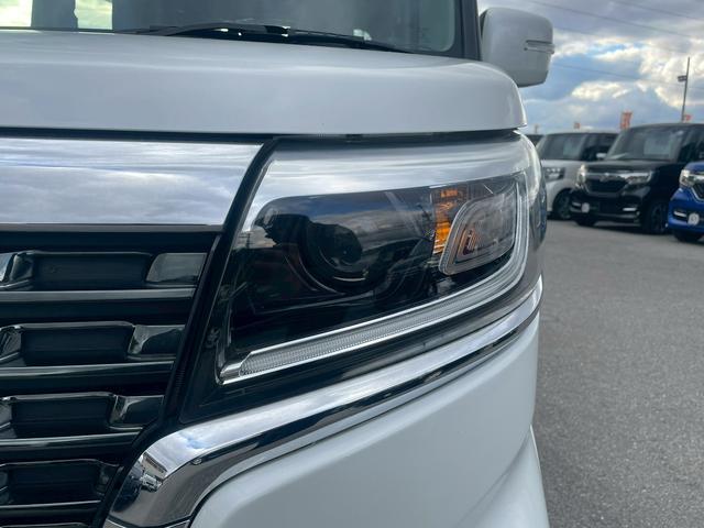 スペーシアカスタム ハイブリッドXS 8インチナビ・バックカメラ・衝突軽減ブレーキ・両側パワースライドドア・障害物センサー・Bluetooth・シートヒーター・ステアリングスイッチ・ビルトインETC・DVD・CD・フルセグ・オートライト(18枚目)