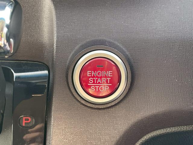 N-ONE プレミアム ナビ・バックカメラ・シートカバー・Bluetooth・DVD・CD・TV・ETC・ディスチャージドランプ・プッシュスタート・オートエアコン・フォグライト・ベンチシート・スマートキー・ステリモ(28枚目)