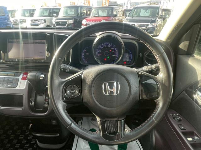 N-ONE プレミアム ナビ・バックカメラ・シートカバー・Bluetooth・DVD・CD・TV・ETC・ディスチャージドランプ・プッシュスタート・オートエアコン・フォグライト・ベンチシート・スマートキー・ステリモ(63枚目)