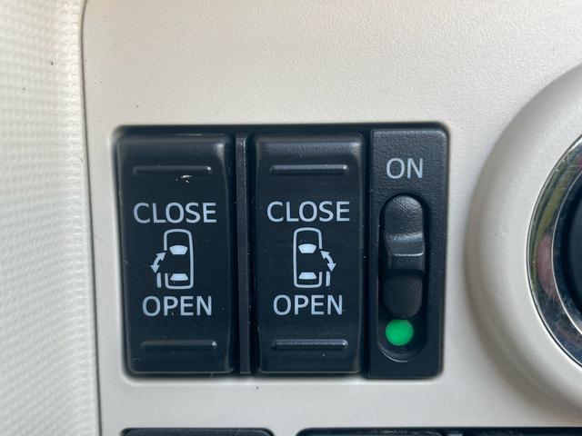 ムーヴキャンバス Gメイクアップリミテッド SAIII 故障診断書付・純正8インチナビ・全方位カメラ・バックカメラ・衝突軽減ブレーキ・両側パワースライドドア・Bluetooth・スマートアシスト・オートハイビーム・DVD・Pスタート・HDMI・フルセグTV(6枚目)