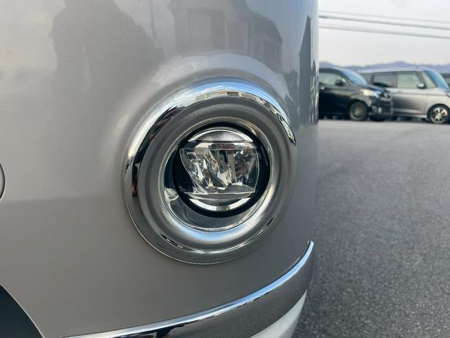 ムーヴキャンバス Gメイクアップリミテッド SAIII 故障診断書付・純正8インチナビ・全方位カメラ・バックカメラ・衝突軽減ブレーキ・両側パワースライドドア・Bluetooth・スマートアシスト・オートハイビーム・DVD・Pスタート・HDMI・フルセグTV(25枚目)