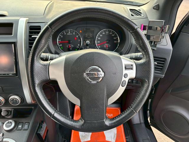 エクストレイル 20Xtt ブラック エクストリーマーX 故障診断書付・アルパイン8インチナビ・Bluetooth・ETC・TV・運転席助手席シートヒーター・リアシートヒーター・クルーズコントロール・フロントフォグライト・ディスチャージヘッドライト・純正AW(30枚目)