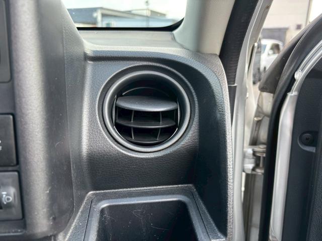 プロボックス ＤＸコンフォート　故障診断書付・衝突軽減ブレーキ・ナビ・ＥＴＣ・トヨタセーフティセンス・Ｂｌｕｅｔｏｏｔｈ・フルセグＴＶ・ＤＶＤ・ＣＤ・横滑り防止装置・運転席助手席エアバック・盗難防止装置・キーレス・パワーウィンドウ（35枚目）