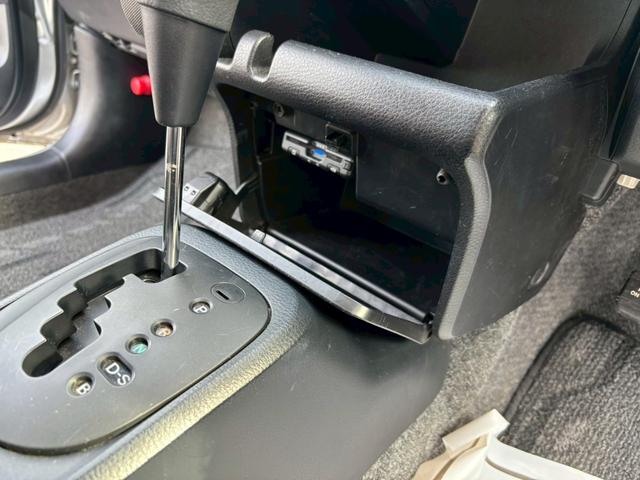 プロボックス ＤＸコンフォート　故障診断書付・衝突軽減ブレーキ・ナビ・ＥＴＣ・トヨタセーフティセンス・Ｂｌｕｅｔｏｏｔｈ・フルセグＴＶ・ＤＶＤ・ＣＤ・横滑り防止装置・運転席助手席エアバック・盗難防止装置・キーレス・パワーウィンドウ（47枚目）