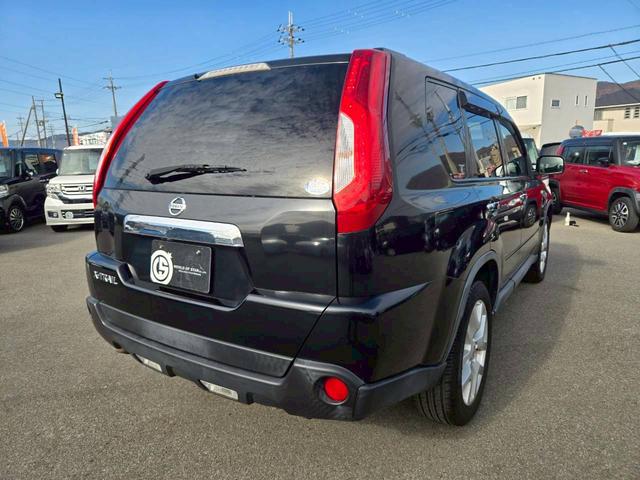 エクストレイル 20Xtt 故障診断書付・カロッツェリアナビ・Bluetooth機能・ETC・TV・運転席助手席シートヒーター・リアシートヒーター・クルーズコントロール・フロントフォグライト・ディスチャージヘッドライト・純正AW(12枚目)