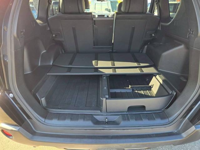 エクストレイル 20Xtt 故障診断書付・カロッツェリアナビ・Bluetooth機能・ETC・TV・運転席助手席シートヒーター・リアシートヒーター・クルーズコントロール・フロントフォグライト・ディスチャージヘッドライト・純正AW(58枚目)