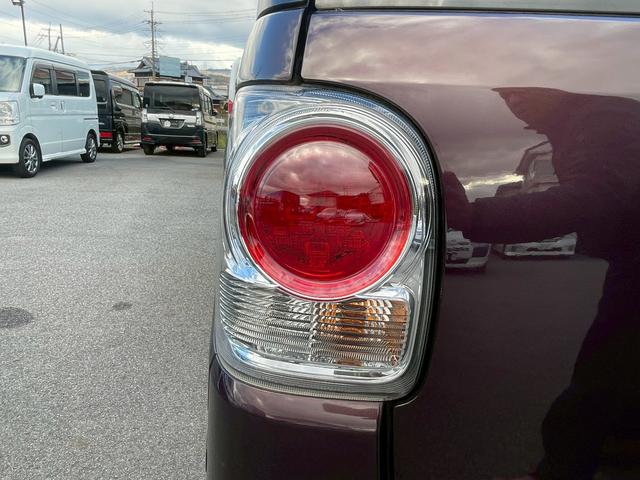 ムーヴキャンバス Ｘメイクアップリミテッド　ＳＡＩＩＩ　故障診断書付・純正ナビ・全方位カメラ・バックカメラ・衝突軽減ブレーキ・両側パワースライドドア・Ｂｌｕｅｔｏｏｔｈ・ＥＴＣ・プッシュスタート・オートエアコン・オートハイビーム・スマートアシスト・ＤＶＤ（21枚目）