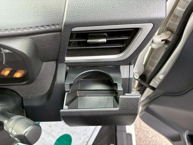 ルーミー カスタムＧ　故障診断書付・純正９型ナビ・バックカメラ・衝突軽減ブレーキ・ＬＥＤヘッドライト・シートヒーター・両側パワースライドドア・シートカバー・Ｂｌｕｅｔｏｏｔｈ・クルーズコントロール・ＤＶＤ・ＣＤ・純正ＡＷ（38枚目）