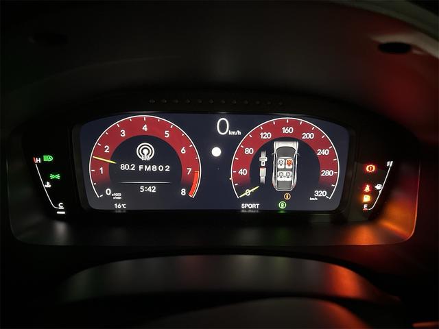 シビック タイプＲ　レーシングブラックパッケージ　タイプＲ　６速マニュアル　純正９インチコネクトナビ　フルセグＴＶ　ブルートゥース　　バックカメラ　ＥＴＣ２．０　ＬＥＤオートライト　ブラインドスポット　禁煙車　Ｐセンサー　ターボ（22枚目）