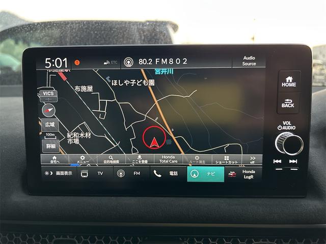 シビック タイプＲ　レーシングブラックパッケージ　タイプＲ　６速マニュアル　純正９インチコネクトナビ　フルセグＴＶ　ブルートゥース　　バックカメラ　ＥＴＣ２．０　ＬＥＤオートライト　ブラインドスポット　禁煙車　Ｐセンサー　ターボ（27枚目）