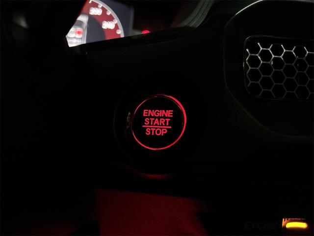 シビック タイプＲ　レーシングブラックパッケージ　タイプＲ　６速マニュアル　純正９インチコネクトナビ　フルセグＴＶ　ブルートゥース　　バックカメラ　ＥＴＣ２．０　ＬＥＤオートライト　ブラインドスポット　禁煙車　Ｐセンサー　ターボ（34枚目）