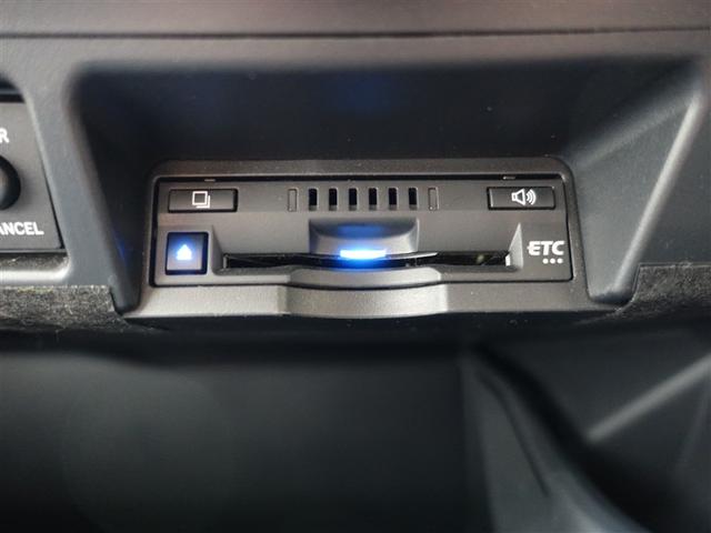 クラウンハイブリッド ＲＳ　リミテッド　フルセグ　メモリーナビ　ＤＶＤ再生　ミュージックプレイヤー接続可　バックカメラ　衝突被害軽減システム　ＥＴＣ　ドラレコ　ＬＥＤヘッドランプ（26枚目）