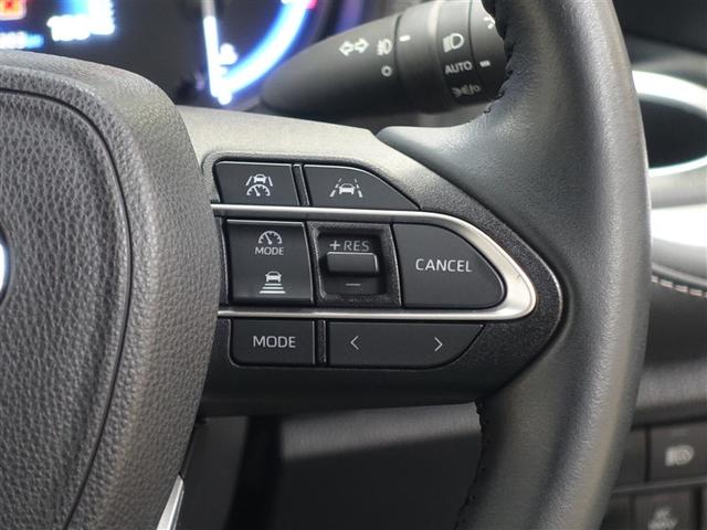 ノア ハイブリッドＺ　フルセグ　メモリーナビ　ＤＶＤ再生　ミュージックプレイヤー接続可　後席モニター　バックカメラ　衝突被害軽減システム　ＥＴＣ　両側電動スライド　ＬＥＤヘッドランプ　乗車定員７人　３列シート（18枚目）