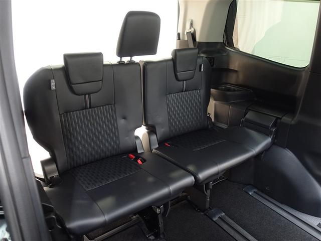 ノア ハイブリッドＺ　フルセグ　メモリーナビ　ＤＶＤ再生　ミュージックプレイヤー接続可　後席モニター　バックカメラ　衝突被害軽減システム　ＥＴＣ　両側電動スライド　ＬＥＤヘッドランプ　乗車定員７人　３列シート（29枚目）