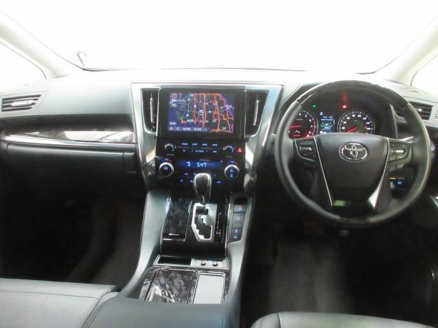 アルファード 2.5S Cパッケージ フルセグ メモリーナビ DVD再生 後席モニター バックカメラ 衝突被害軽減システム ETC ドラレコ 両側電動スライド LEDヘッドランプ 乗車定員7人 3列シート(6枚目)