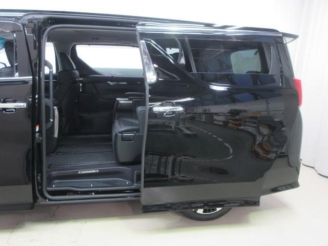 アルファード 2.5S Cパッケージ フルセグ メモリーナビ DVD再生 後席モニター バックカメラ 衝突被害軽減システム ETC ドラレコ 両側電動スライド LEDヘッドランプ 乗車定員7人 3列シート(8枚目)