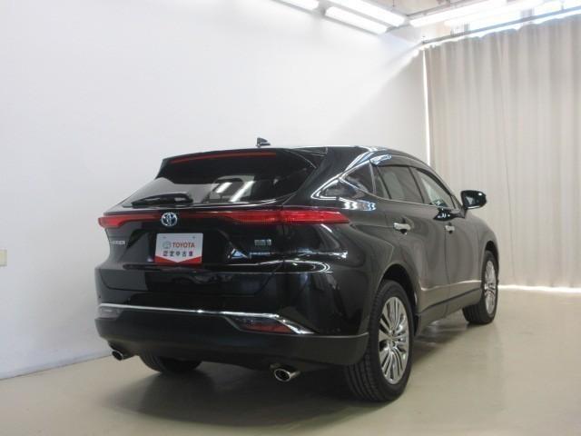 ハリアーハイブリッド レザーパッケージ　革シート　フルセグ　メモリーナビ　バックカメラ　衝突被害軽減システム　ＥＴＣ　ドラレコ　ＬＥＤヘッドランプ（4枚目）