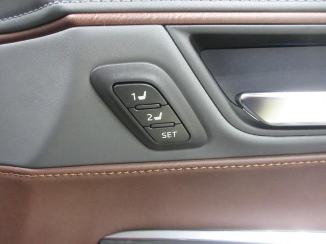 ハリアーハイブリッド レザーパッケージ　革シート　フルセグ　メモリーナビ　バックカメラ　衝突被害軽減システム　ＥＴＣ　ドラレコ　ＬＥＤヘッドランプ（17枚目）