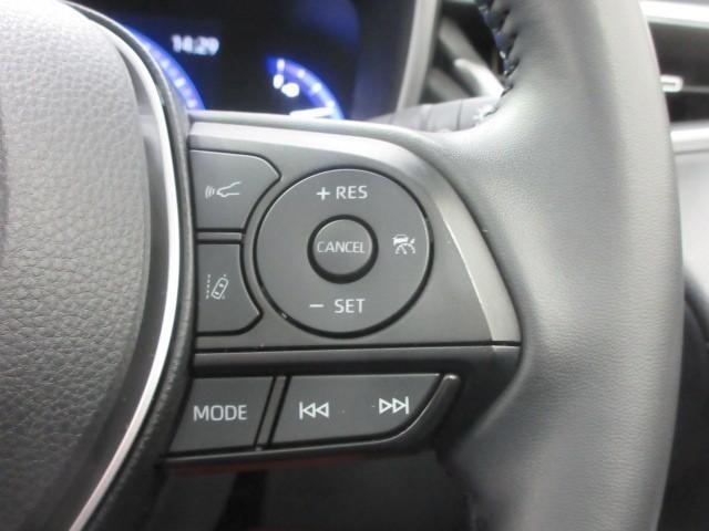 カローラクロス ハイブリッド　Ｚ　サンルーフ　メモリーナビ　バックカメラ　衝突被害軽減システム　ＥＴＣ　ＬＥＤヘッドランプ（26枚目）