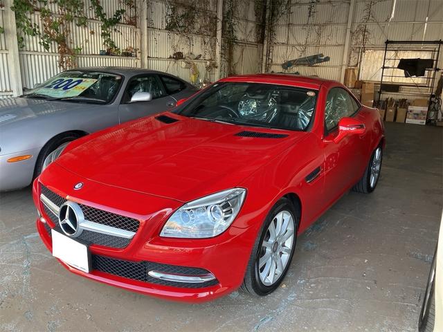 ＳＬＫ ＳＬＫ２００ブルーエフィシェンシー　運転席助手席サイドエアバッグ／盗難防止システム／皮シート／バックカメラ／ドライブレコーダー／ＣＤ／修復歴なし／走行距離２４，０００ｋｍ（2枚目）