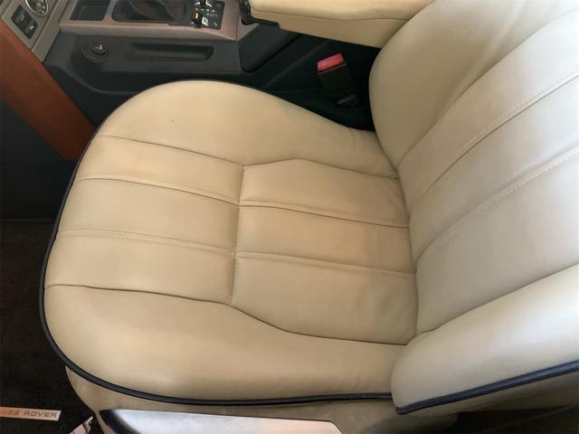 レンジローバー ヴォーグ 運転席助手席サイドエアバッグ/サンルーフ/革シート/盗難防止システム/修復歴なし/走行距離55,000km/コーティング済み(22枚目)