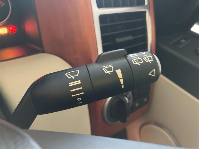 レンジローバー ヴォーグ 運転席助手席サイドエアバッグ/サンルーフ/革シート/盗難防止システム/修復歴なし/走行距離55,000km/コーティング済み(43枚目)