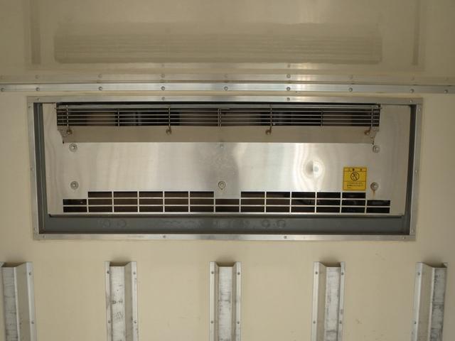 　１．５ｔ全低床低温冷蔵冷凍車　左右サイドドア　ＡＴ車（ＤＵＯＮＩＣ）電格ミラー　キーレス(12枚目)