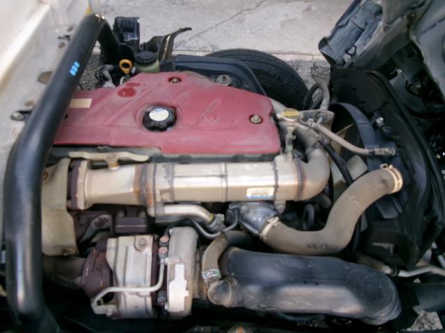 デュトロ 　３ｔ４ナンンバー全低床ダンプ　５Ｆ　電格ミラー　集中ロック　４，０００ｃｃディーゼルターボ　エアコン　パワステ　パワーウィンドウ　エアーバック　ＥＳ　ＥＴＣ　外装仕上げ済み　旧レンタカー（33枚目）