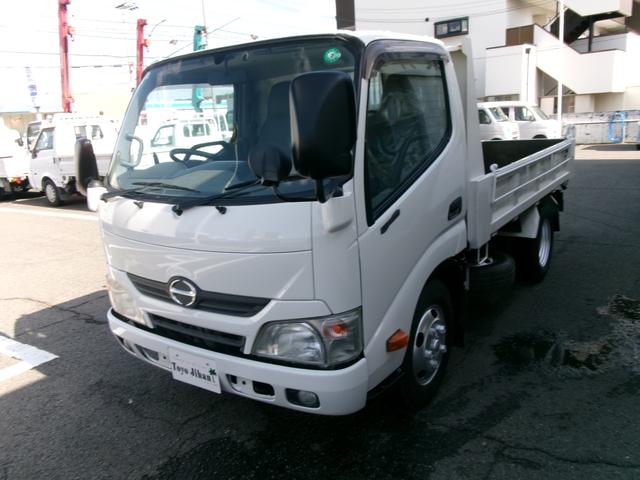 デュトロ 　３ｔ４ナンンバー全低床ダンプ　５Ｆ　電格ミラー　集中ロック　４，０００ｃｃディーゼルターボ　エアコン　パワステ　パワーウィンドウ　エアーバック　ＥＳ　ＥＴＣ　外装仕上げ済み　旧レンタカー（45枚目）