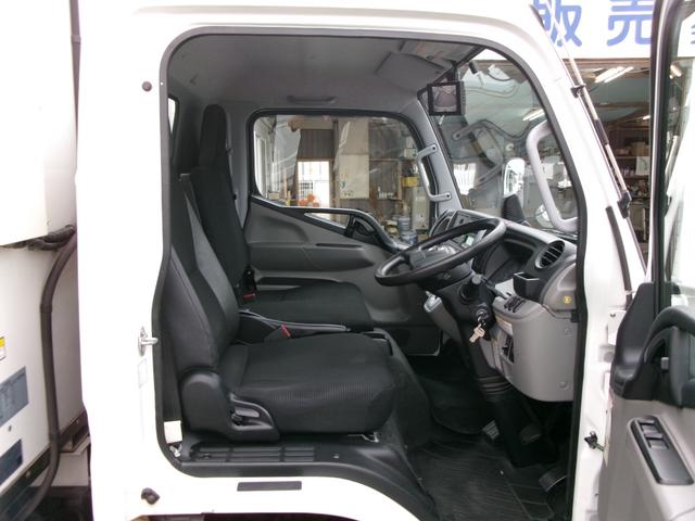 ＮＴ４５０アトラス 　２ｔ全低床中温冷蔵冷凍車　サイドドア　ＡＴ車（デュオニック２．０）　電格ミラー　キーレス　カラ－バックモニター　ＥＴＣ　３，０００ｃｃディーゼルターボ　リースアップ車（13枚目）