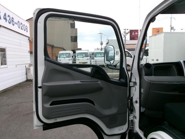 ＮＴ４５０アトラス 　２ｔ全低床中温冷蔵冷凍車　サイドドア　ＡＴ車（デュオニック２．０）　電格ミラー　キーレス　カラ－バックモニター　ＥＴＣ　３，０００ｃｃディーゼルターボ　リースアップ車（16枚目）