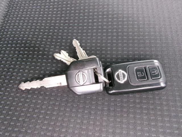 ＮＴ４５０アトラス 　２ｔ全低床中温冷蔵冷凍車　サイドドア　ＡＴ車（デュオニック２．０）　電格ミラー　キーレス　カラ－バックモニター　ＥＴＣ　３，０００ｃｃディーゼルターボ　リースアップ車（24枚目）
