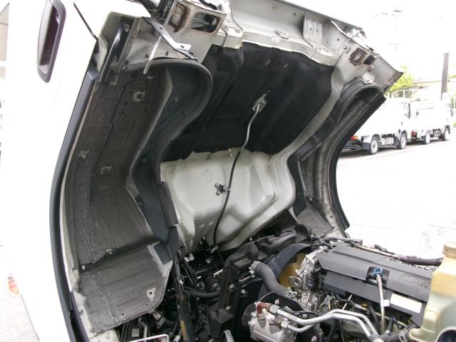 ＮＴ４５０アトラス 　２ｔ全低床中温冷蔵冷凍車　サイドドア　ＡＴ車（デュオニック２．０）　電格ミラー　キーレス　カラ－バックモニター　ＥＴＣ　３，０００ｃｃディーゼルターボ　リースアップ車（28枚目）