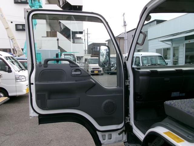 アトラストラック 　３ｔ全低床ワイド超ロング　２．９ｔ３段ユニックフックイン　ラジコン　エアコン　パワステ　パワーウィンドウ　エアーバック　電格ミラー　集中ロック　ＡＴ車　リースアップ車（21枚目）