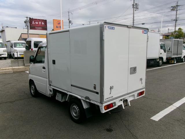 ミニキャブトラック  中温冷蔵冷凍車 左右サイドドア AT車 4WD(切替式) 社外ナビ・TV バックカメラ タイミングベルト交換済みシールあり リースアップ車(3枚目)