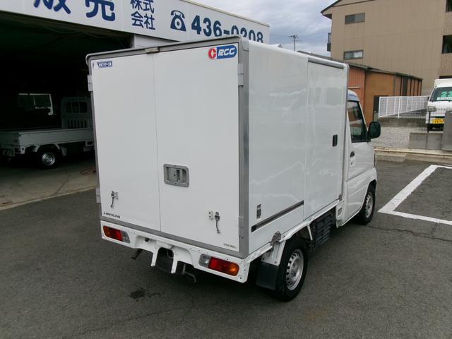 ミニキャブトラック  中温冷蔵冷凍車 左右サイドドア AT車 4WD(切替式) 社外ナビ・TV バックカメラ タイミングベルト交換済みシールあり リースアップ車(4枚目)