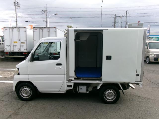 ミニキャブトラック  中温冷蔵冷凍車 左右サイドドア AT車 4WD(切替式) 社外ナビ・TV バックカメラ タイミングベルト交換済みシールあり リースアップ車(11枚目)