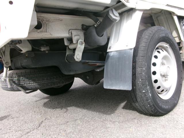 ミニキャブトラック  中温冷蔵冷凍車 左右サイドドア AT車 4WD(切替式) 社外ナビ・TV バックカメラ タイミングベルト交換済みシールあり リースアップ車(18枚目)