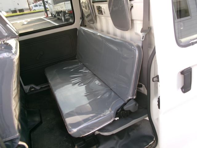 ハイゼットカーゴ 　４ＷＤデッキバン　５速マニュアルミッショ　エアコン　パワステ　エアーバック　パワーウィンドウ　キーレス　ＥＴＣ　外装仕上げ済み　リースアップ車（17枚目）