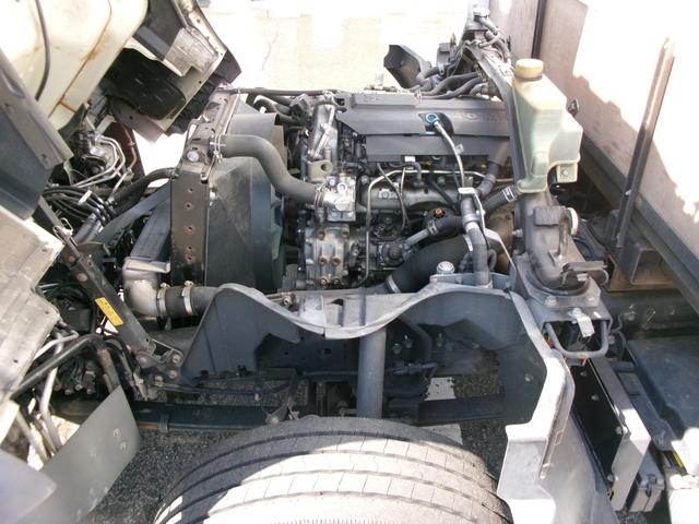 キャンター 　４ｔワイドロング平ボディ　５速マニュアルミッショ　エアコン　パワステ　パワーウィンドウ　エアーバック　ＡＢＳ　キーレス　電格ミラー　リースアップ車（24枚目）