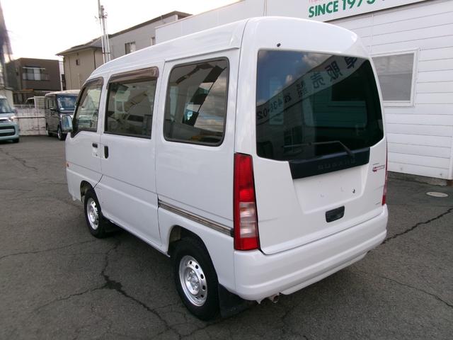 サンバーバン 　４ＷＤ　トランスポーター　５速マニュアルミッショ　エアコン　パワステ　パワーウィンドウ　エアーバック　キーレス　外装仕上げ済み　リースアップ車（3枚目）