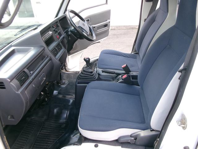 サンバーバン 　４ＷＤ　トランスポーター　５速マニュアルミッショ　エアコン　パワステ　パワーウィンドウ　エアーバック　キーレス　外装仕上げ済み　リースアップ車（12枚目）