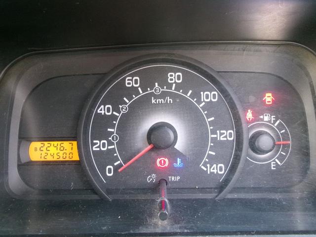 サンバーバン 　４ＷＤ　トランスポーター　５速マニュアルミッショ　エアコン　パワステ　パワーウィンドウ　エアーバック　キーレス　外装仕上げ済み　リースアップ車（14枚目）